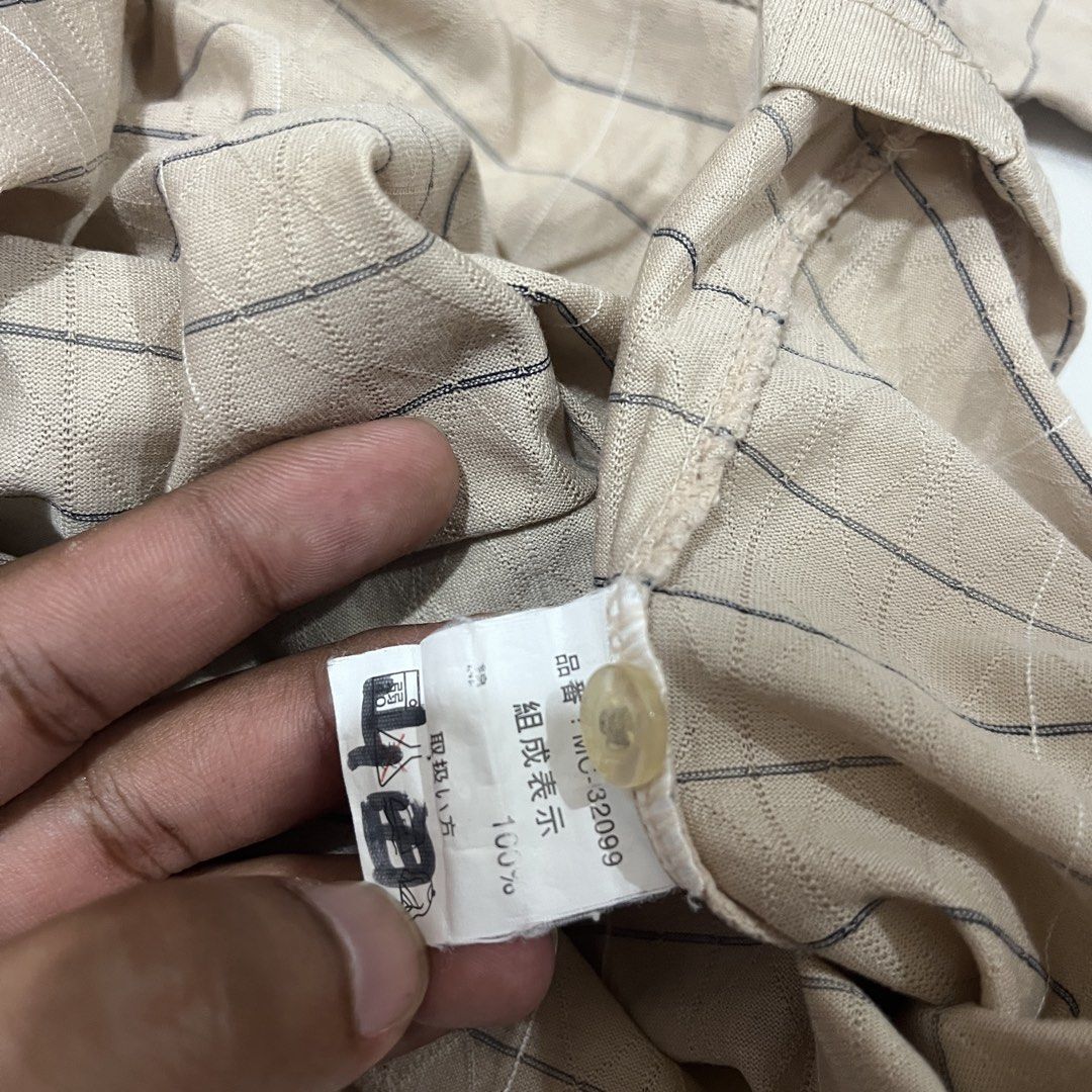 Vintage MCM (Category: Tshirts & Polo Shirts ) located in Bacoor. Submitted by manonghits_2000 (Listing ID 1469617924, Image 3). Description: Vintage MCM 22x28 Good as New No Issue Claim 250.