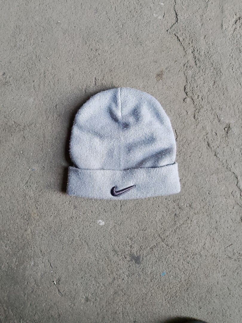 Vintage nike bennie hat 🛒 (Category: Caps & Hats) located in Cavite. Submitted by biibz4thrift (Listing ID 1469621177, Image 1). Description: Excellent Condition 💯 No issue 💯.