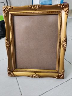 (Category: ) located in . Submitted by azseller94 (Listing ID 1469678195, Image 1). Description: .