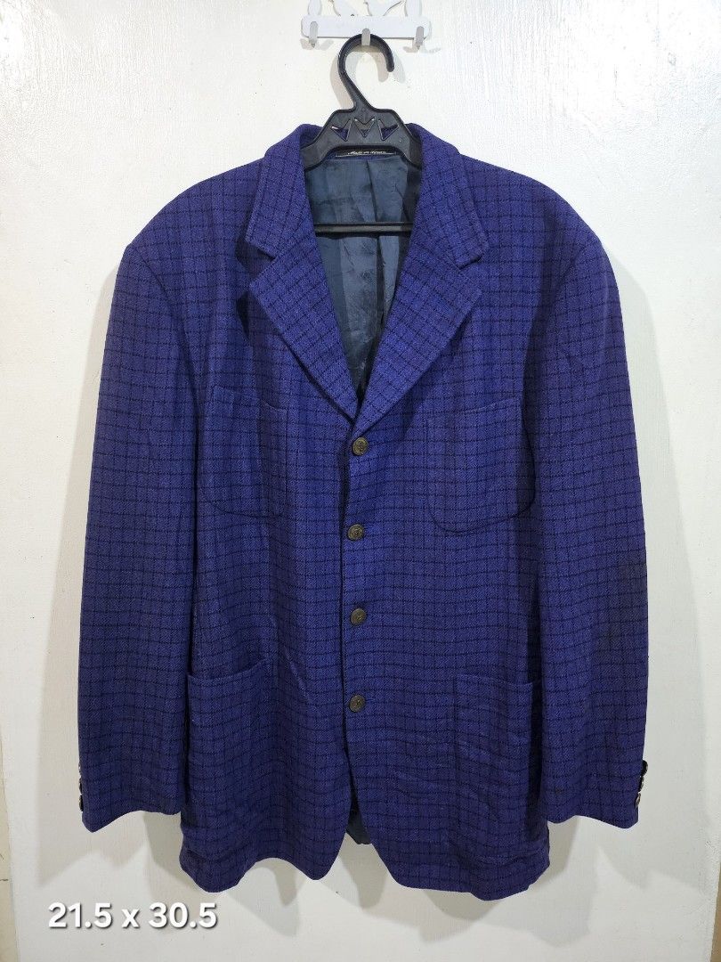 ​[VINTAGE] V2 BY VERSACE Wool Windowpane Blazer Jacket (Size 50 / US 40) (Category: Coats, Jackets and Outerwear) located in Candelaria. Submitted by bentablesetc (Listing ID 1469631895, Image 1). Description: ​[VINTAGE] V2 BY VERSACE Wool Windowpane Blazer Jacket (Size 50 / US 40) ​Tagged Size: IT 50 / US 40 (Drop 8 R) ​Pit-to-Pit: 21.5 inches ​Length: 30.5 inches Minor Flaws: Faint surface smudges on the left sleeve 400 + sf only MOP: Gcash Cou