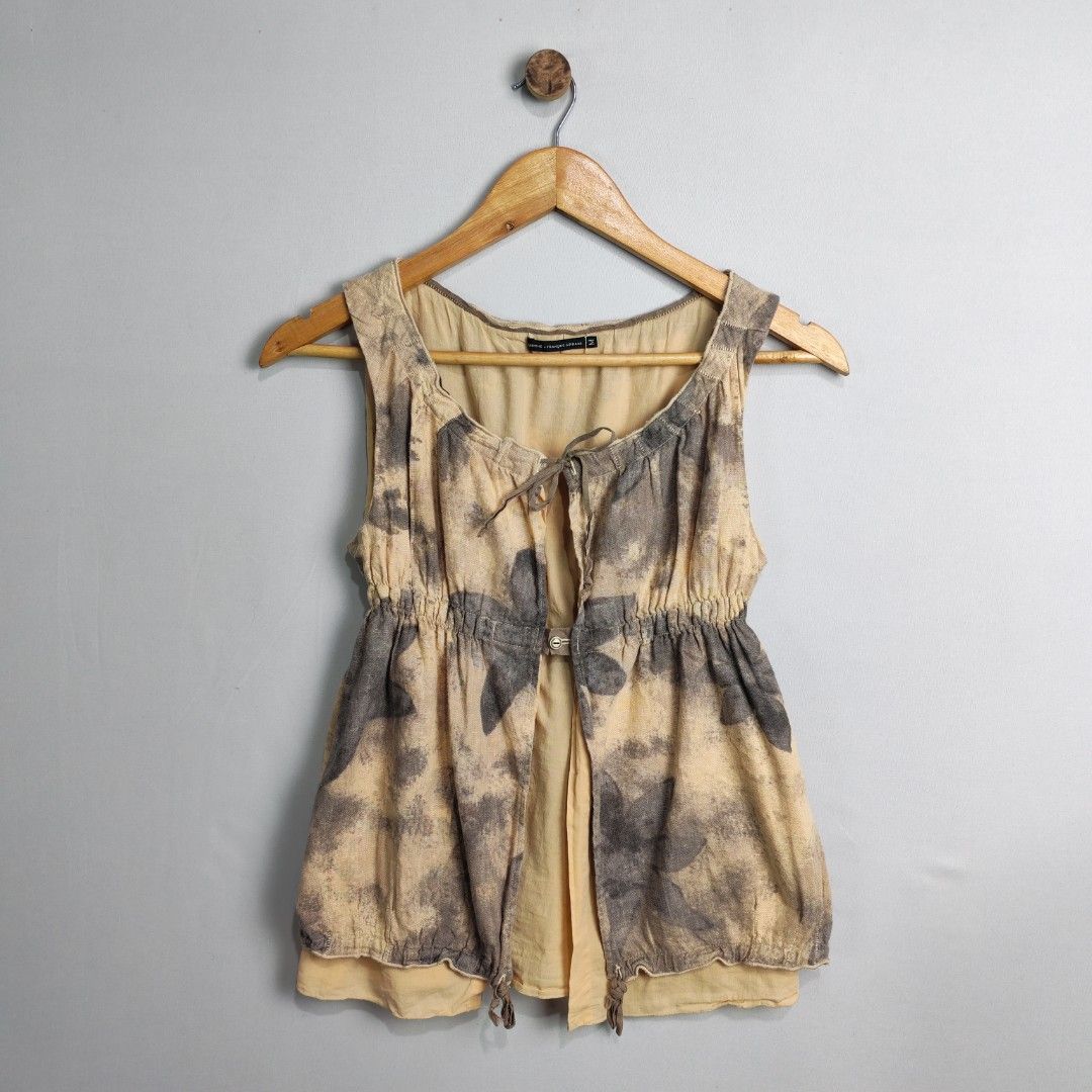 Vintage Y2K Marithe Francois Gurbaud (Category: Others Tops) located in Baguio. Submitted by luxuryph2600_eric (Listing ID 1469589574, Image 1). Description: Vintage Y2K MFG 📌 Details⬇️⬇️⬇️ 📍Excellent Condition 📍Dimes 19*23 📍Color Rate 10/10 📍Size Medium 💰 PRICE 850 FREE SHIPING 📌Loc. Baguio City Shipping Via J&T Reminder : Items are Thrifted and carefully Selected from Thrift Stores/Box/Bales Photos are Provided for Self Authentication No