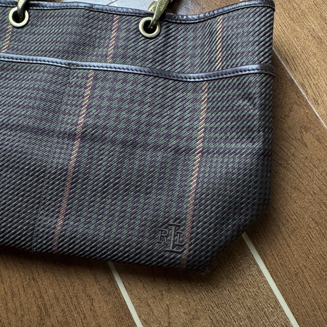 Vintage Y2K RL Shoulder Bag (Category: Shoulder Bags) located in Davao. Submitted by cmbs141022 (Listing ID 1469706483, Image 2). Description: Authentic Y2k fashion vibes Small shoulder bag.