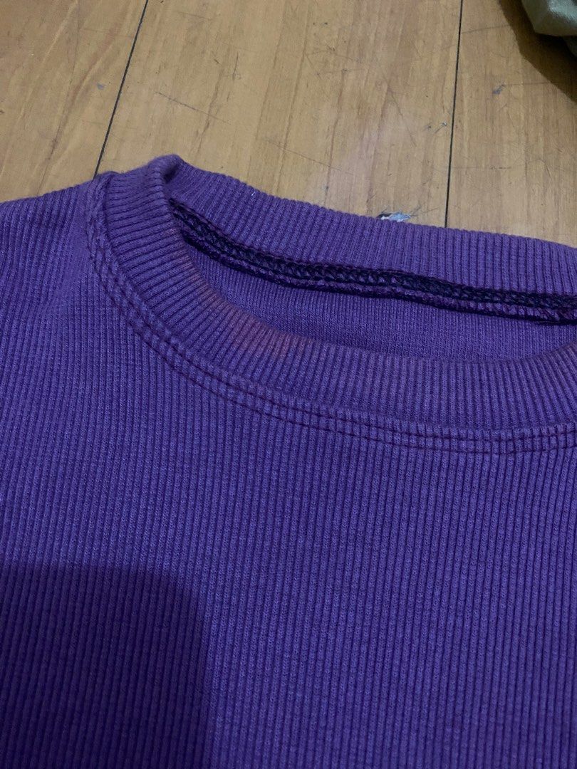 VIOLET PLAIN SHIRT | small to medium (Category: Shirts) located in Marikina City. Submitted by ctgccc (Listing ID 1469691715, Image 2). Description: SIZE: small to medium (stretchy) COLOR: violet (darker in person) FIT: slightly fit - with slight stain REAL COTTON.