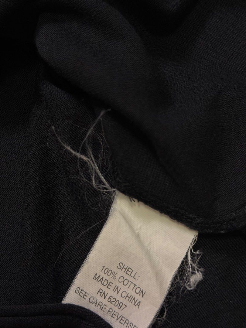 Vivienne Tam (Category: Shirts) located in Manila. Submitted by eashalwsa (Listing ID 1469574107, Image 3). Description: no flaws.