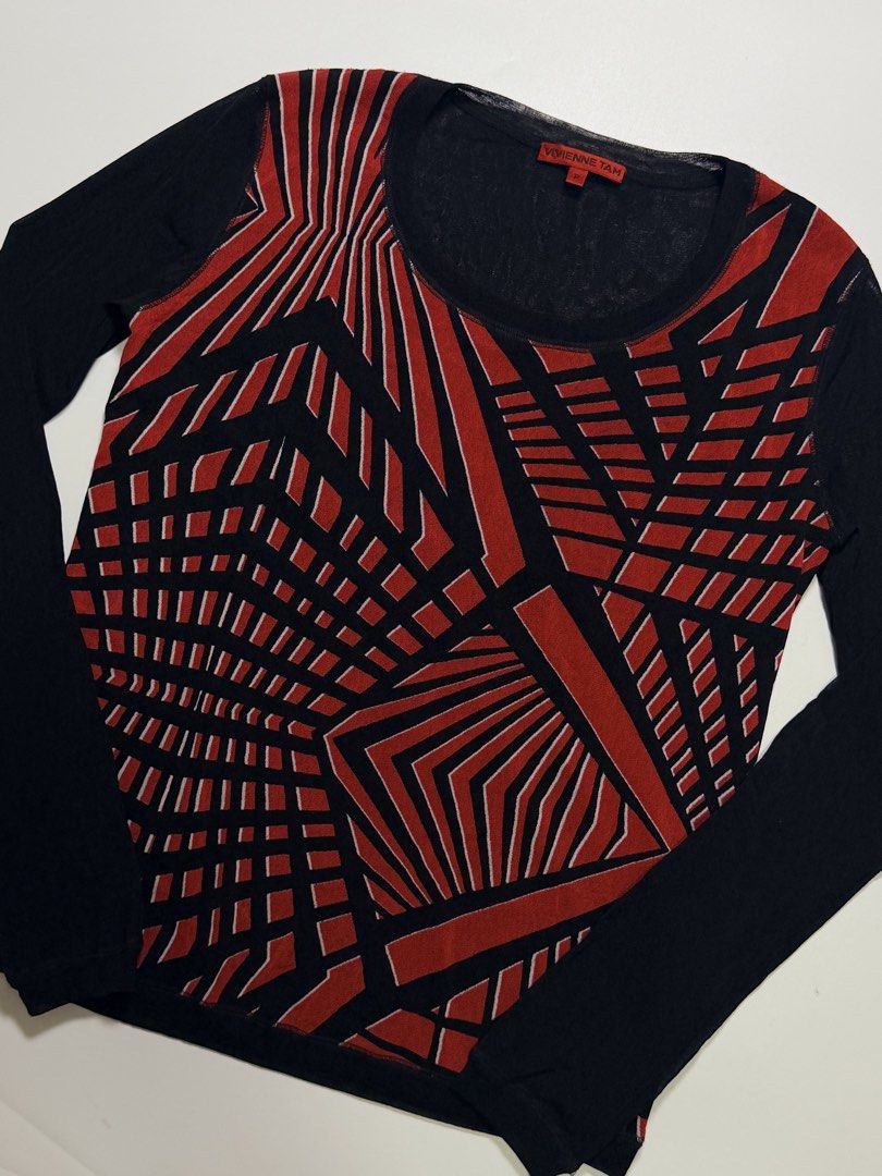 Vivienne Tam (Category: Longsleeves) located in Manila. Submitted by eashalwsa (Listing ID 1469574275, Image 2). Description: no flaws.