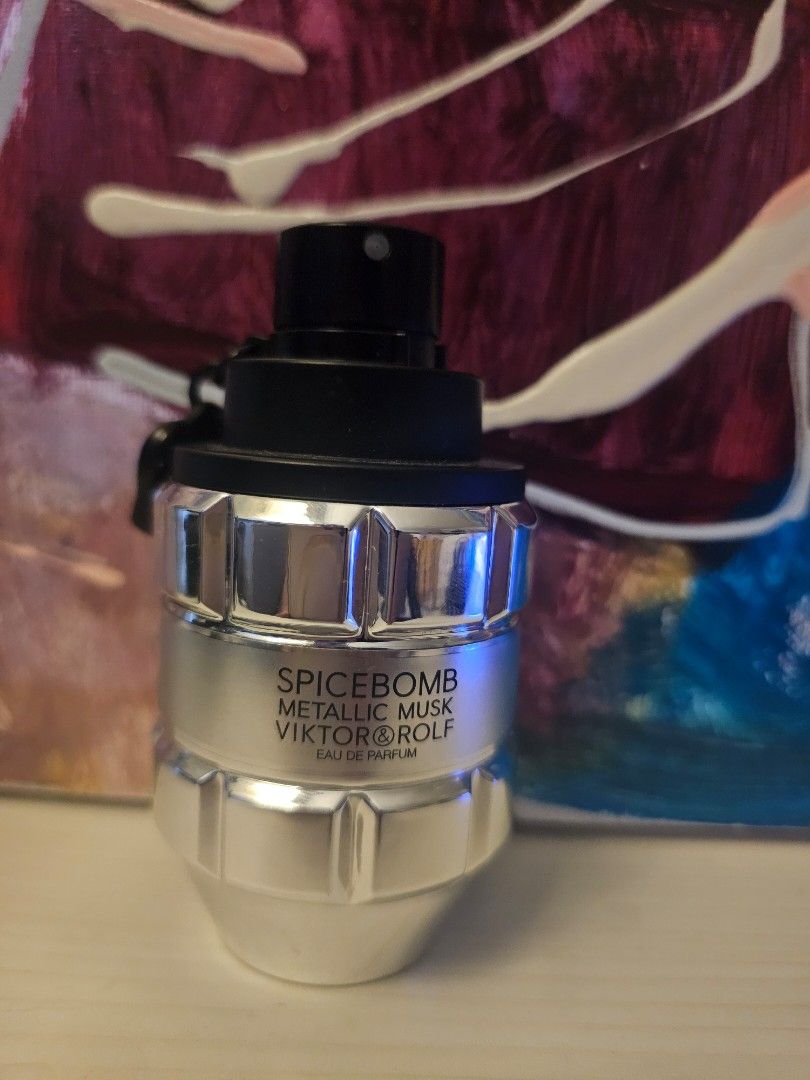 VnR Spicebomb Metallic Musk (Category: Fragrance & Deodorants) located in Manila. Submitted by ajcarlos18 (Listing ID 1469735755, Image 1). Description: few sprays missing full presentation dm for details.