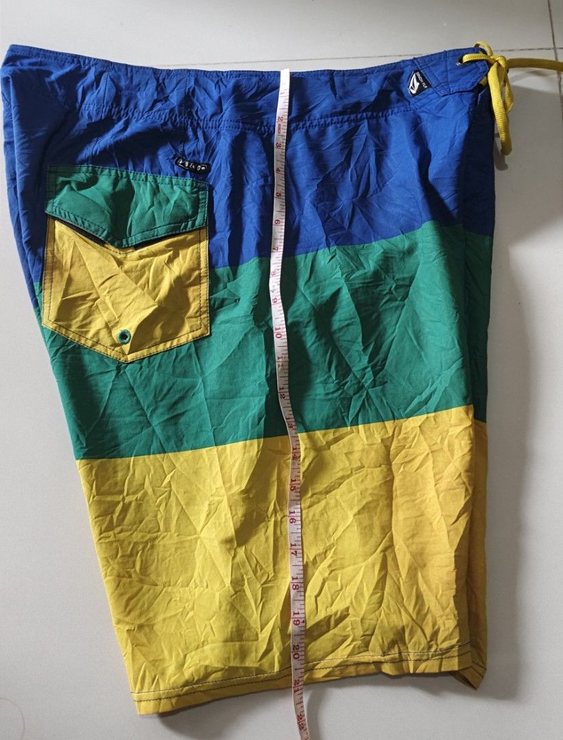 Volcom board shorts (Category: Shorts) located in Naga. Submitted by otaydenyoks (Listing ID 1469757577, Image 3). Description: .