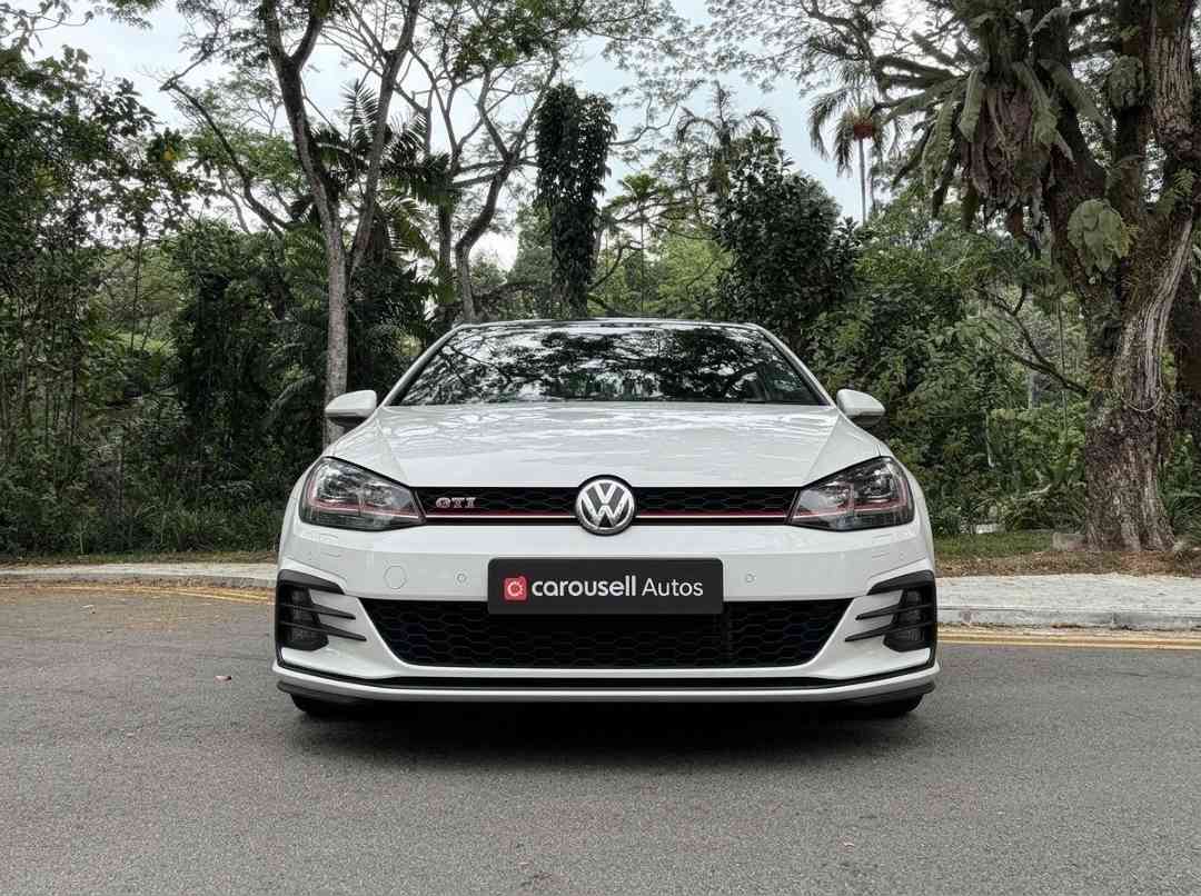 (Category: ) located in . Submitted by carousellcars (Listing ID 1465079544, Image 1). Description: .