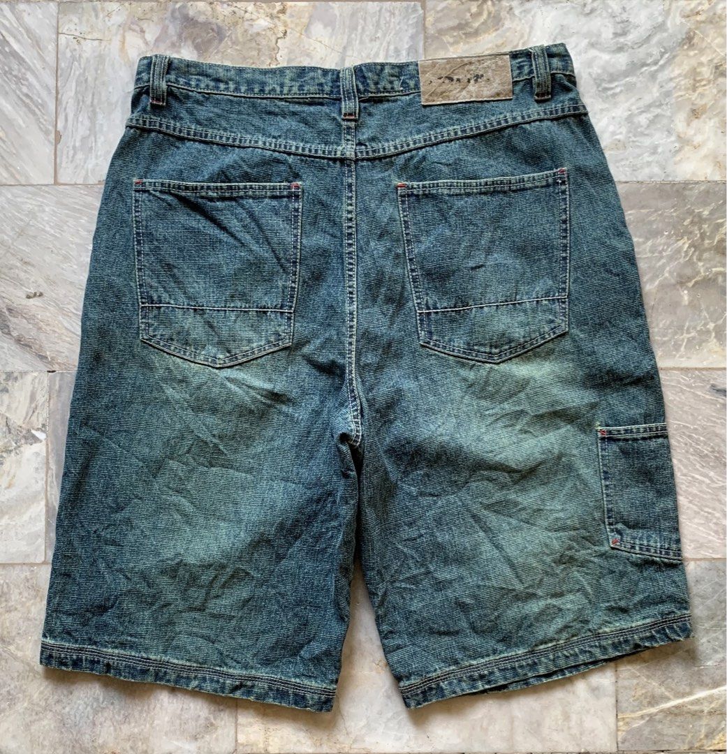 VTG-WASH DENIM CARPENTER JORTS (Category: Jeans) located in Kalibo. Submitted by _jimthrifts (Listing ID 1469607977, Image 2). Description: 📌 Dimes; - waist: 37/39 - length: 25.5 - opening: 12.5 📌 Excellent condition and color rate 📌 no issue.