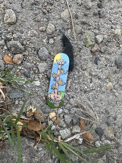 (Category: ) located in . Submitted by areyouthriftin (Listing ID 1469585377, Image 1). Description: .