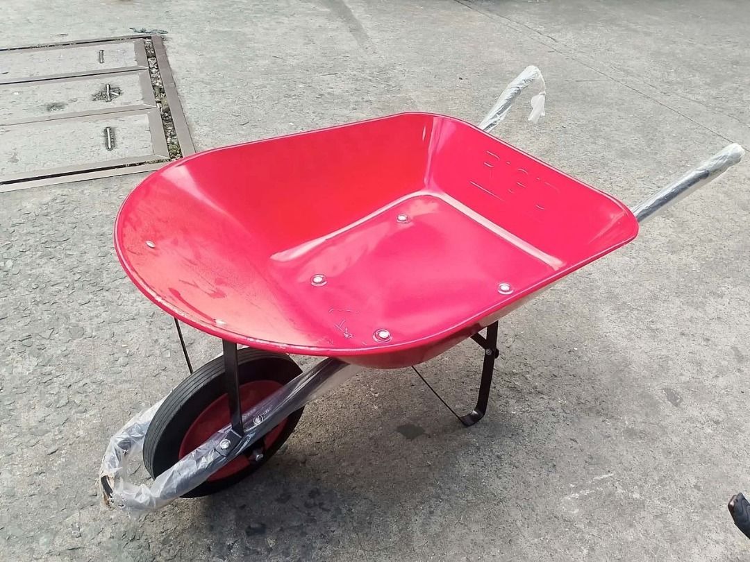 Wheel Barrow (Category: Everything Else Others) located in Manila. Submitted by joeyroque09 (Listing ID 1469578982, Image 2). Description: Wheel Barrow.