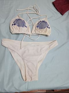 (Category: ) located in . Submitted by YSL80022 (Listing ID 1469688976, Image 1). Description: .