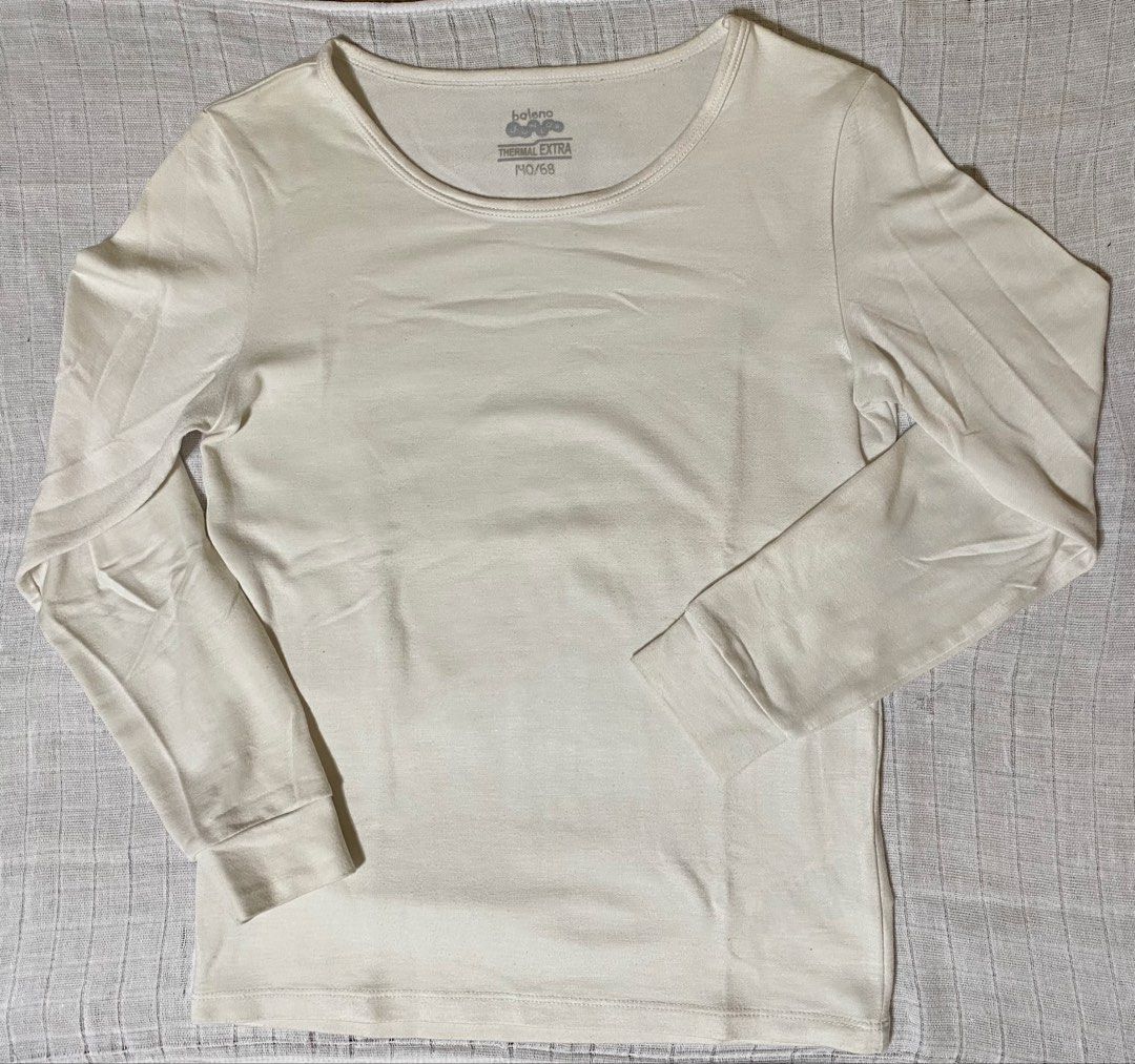 White long sleeves (Category: Babies & Kids Fashion) located in Morong. Submitted by fcjonline528 (Listing ID 1469665885, Image 1). Description: This is preloved pero wala po itong sira. baleno ang brand.