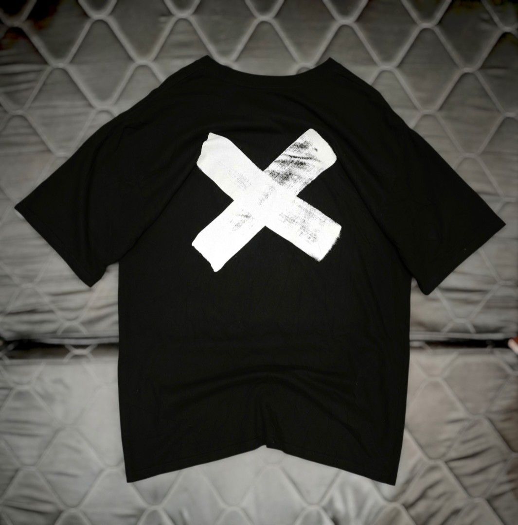WTAPS Cross Paint SS shirt (Category: Tshirts & Polo Shirts ) located in Digos. Submitted by emmanuel28 (Listing ID 1469166254, Image 2). Description: WTAPS Cross SS shirt Authentic Made in Japan Size 03 (L) can fit to XL Excellent condition No issue Location: Davao del sur Buyer shoulders shipping fee.