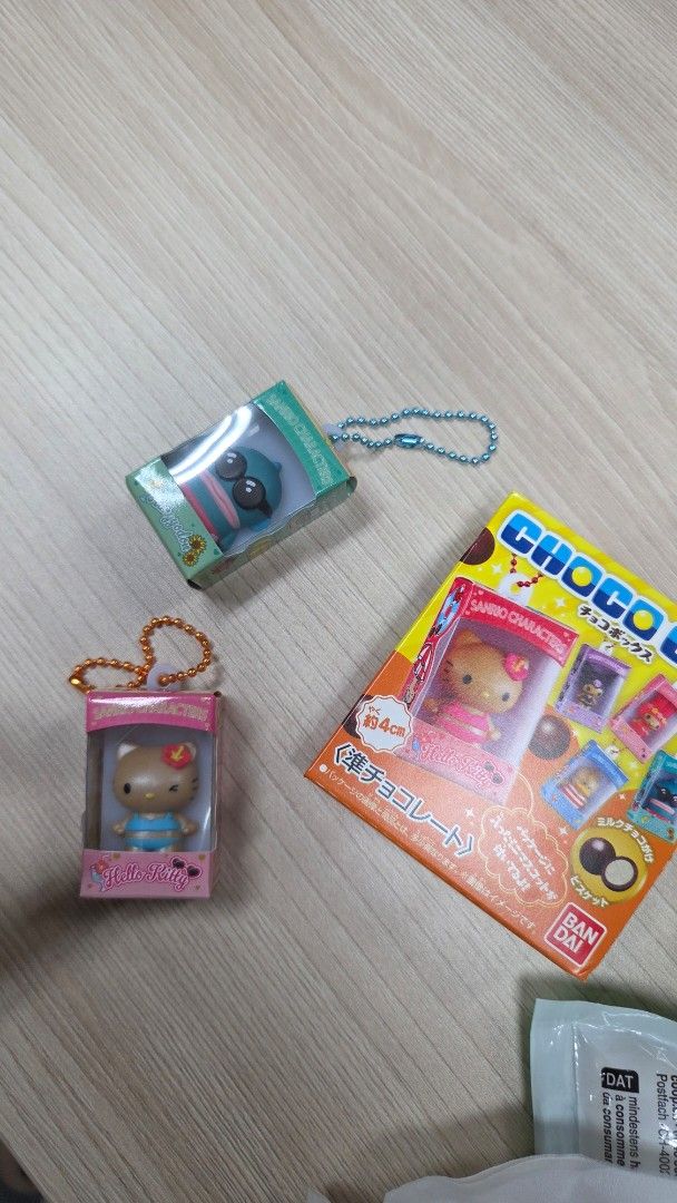 [WTT] 7-11 Bandai Sanrio Characters Choco Box summer beach, hangyodon ...