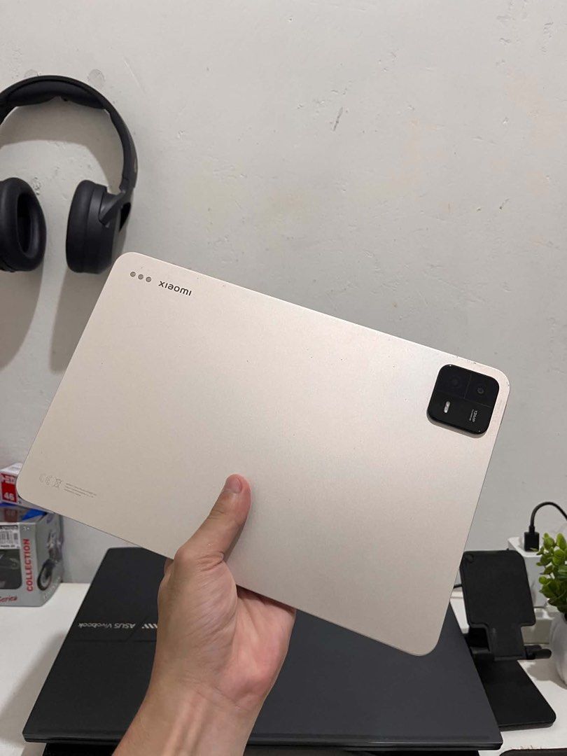 Xiaomi Pad 6 | 128gb (Category: Android) located in Davao. Submitted by editd (Listing ID 1469585999, Image 3). Description: Xiaomi Pad 6 128GB (Gold champagne color) inclusions: original box, fast charger & USB-C cable.