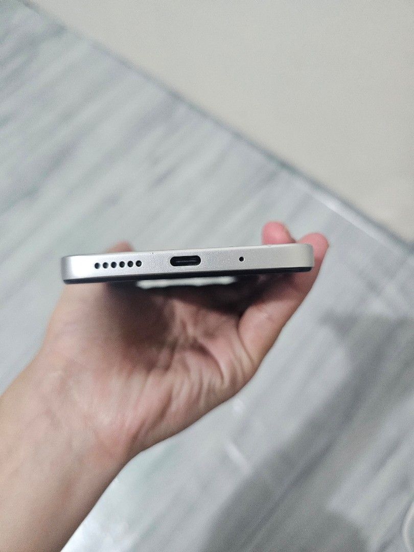 Xiomi Redmi (Category: Xiaomi) located in Manila. Submitted by tokyo_thv (Listing ID 1469744221, Image 3). Description: PM FOR MORE INFO.
