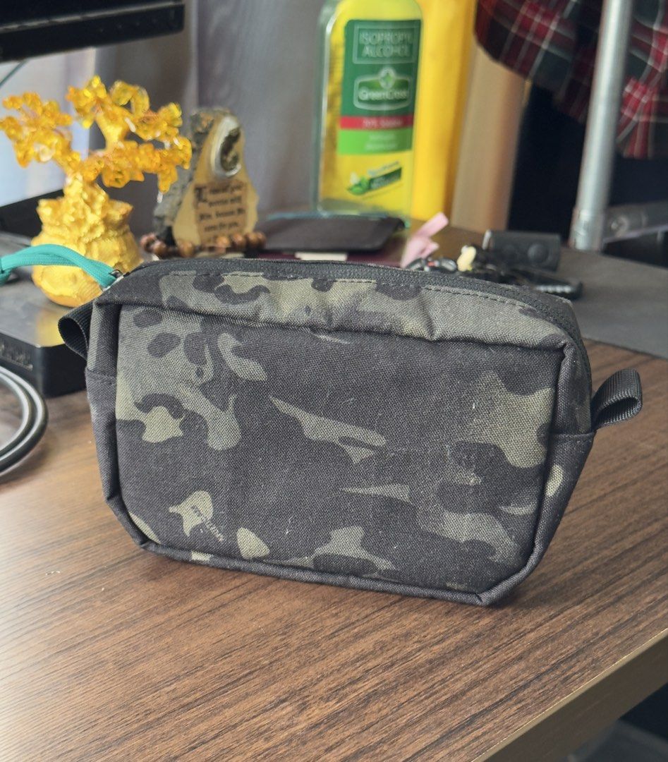 Xpac Dopp Kitt/Sling Bag (Category: Belt bags, Clutches and Pouches) located in Marilao. Submitted by carlokilla (Listing ID 1469645533, Image 2). Description: Custom Made. Dopp Kitt/Ditty Bag/Sling Bag/Wet Bag. Xpax Fabric Multicam Black Colorway. Dimension 4.5 by 6 by 2 in inches. Ykk Zipper. Comes with Shoulder Sliding Strap with 2 size ends. 25mm and 38mm. See photos for reference..
