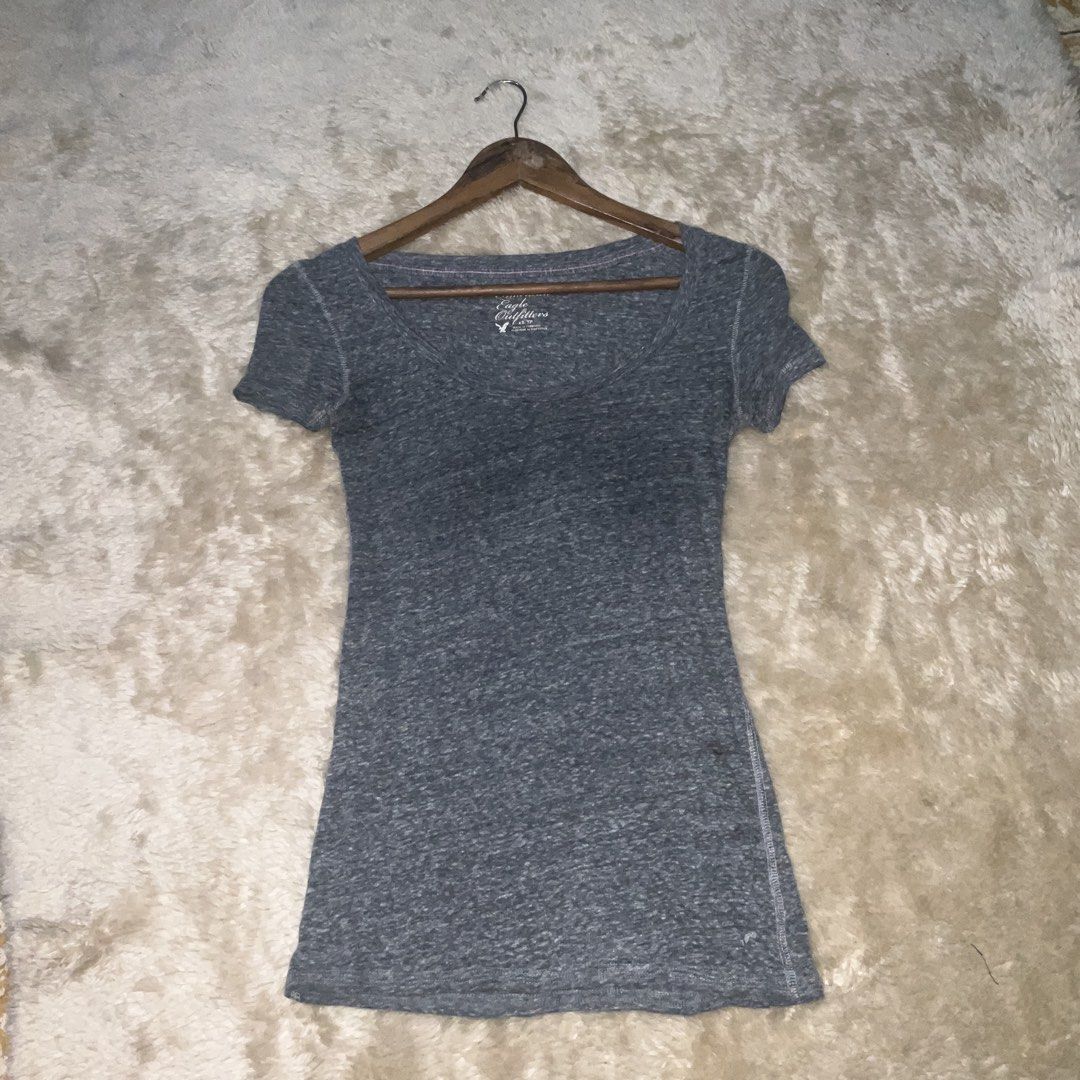y2k American Eagle Shirt (Category: Shirts) located in San Fernando. Submitted by jz_ofiaza (Listing ID 1469649002, Image 1). Description: excellent condition no issue.