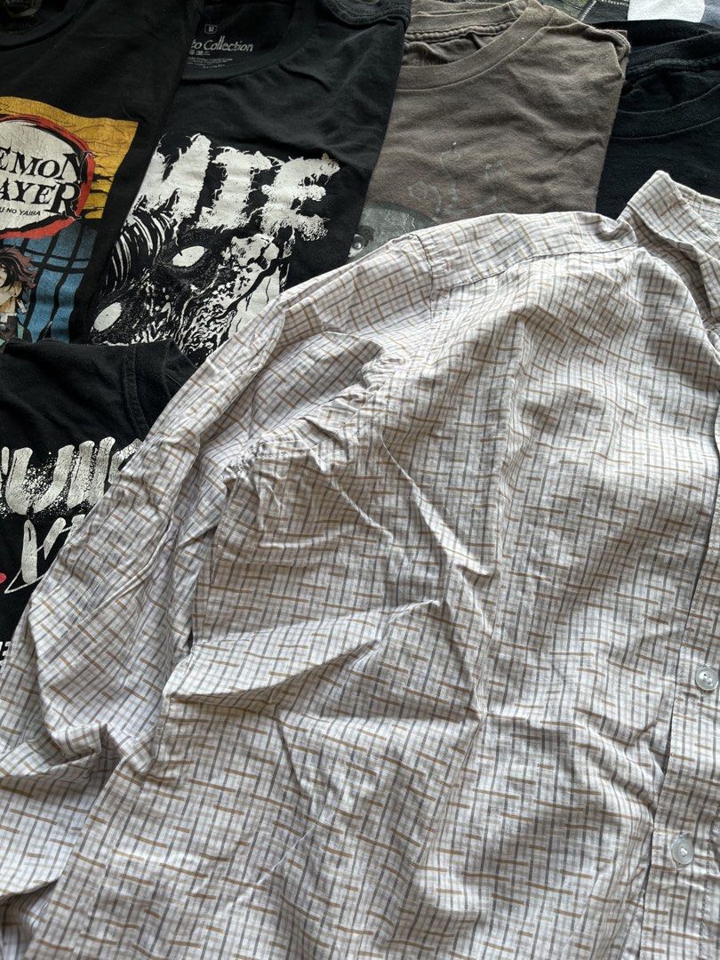 Y2K Golden Tailors Long Sleeve Checked Button-Down Shirt (Category: Formal Shirts) located in Baao. Submitted by plainclothesdept (Listing ID 1469704217, Image 3). Description: golden tailor flannel width - 21 in. length - 27 in. no flaws - Brand: Golden Tailors - Style: Classic cut long-sleeve button-down shirt - Pattern: Brown and grey dash lines on a light background - Features: Standard collar, front chest pocket, full front button closure wi