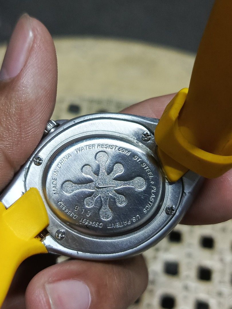 Y2k Nike Triax Watch (Category: Women's Watches) located in Manila. Submitted by swag_dealer (Listing ID 1469611035, Image 2). Description: Y2k Nike Triax Watch Authentic All working Issue: scratches 2500+sf.