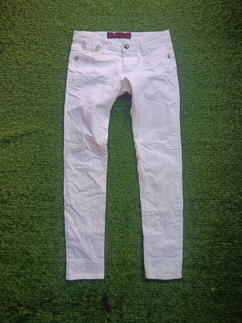 Y2K Red Pepper Japan Jeans (Category: Jeans) located in Davao. Submitted by eve_vintage (Listing ID 1469615179, Image 3). Description: Y2K Red Pepper Japan Jeans waist:26-27 length:38 NO ISSUES EXCELLENT CONDITION 499+ SF.