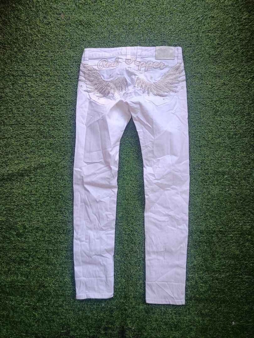 Y2K Red Pepper Japan Jeans (Category: Jeans) located in Davao. Submitted by eve_vintage (Listing ID 1469615179, Image 2). Description: Y2K Red Pepper Japan Jeans waist:26-27 length:38 NO ISSUES EXCELLENT CONDITION 499+ SF.