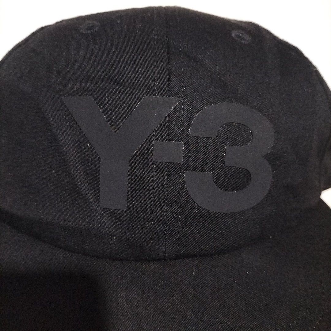 Y-3 Cap (Category: Caps & Hats) located in Aloran. Submitted by thrift_hunter73 (Listing ID 1469596020, Image 3). Description: Y-3 Cap.