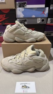 (Category: ) located in . Submitted by sneakergap (Listing ID 1469644975, Image 1). Description: .