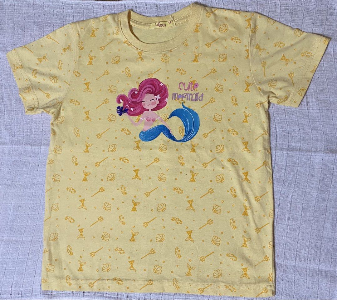 Yellow shirt (Category: Babies & Kids Fashion) located in Morong. Submitted by fcjonline528 (Listing ID 1469668866, Image 1). Description: This is preloved pero twice lang po ito nagamit. Good as new po ito. jusTees ang brand (mall brand) .