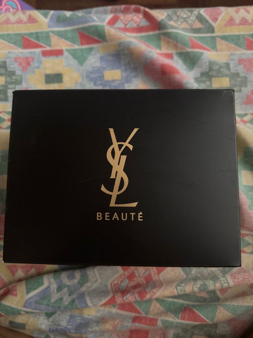 YSL Beauty Modified Vanity Bag with Mirror (GWP) (Category: Luxury Bags & Wallets) located in Las Pinas. Submitted by ubematcha_ (Listing ID 1469756012, Image 1). Description: This is not a RETAIL item. This is GWP - gift with purchase. Color Black (black YSL logo as well) Comes with strap and box Used only once (mirror still has the protective film).