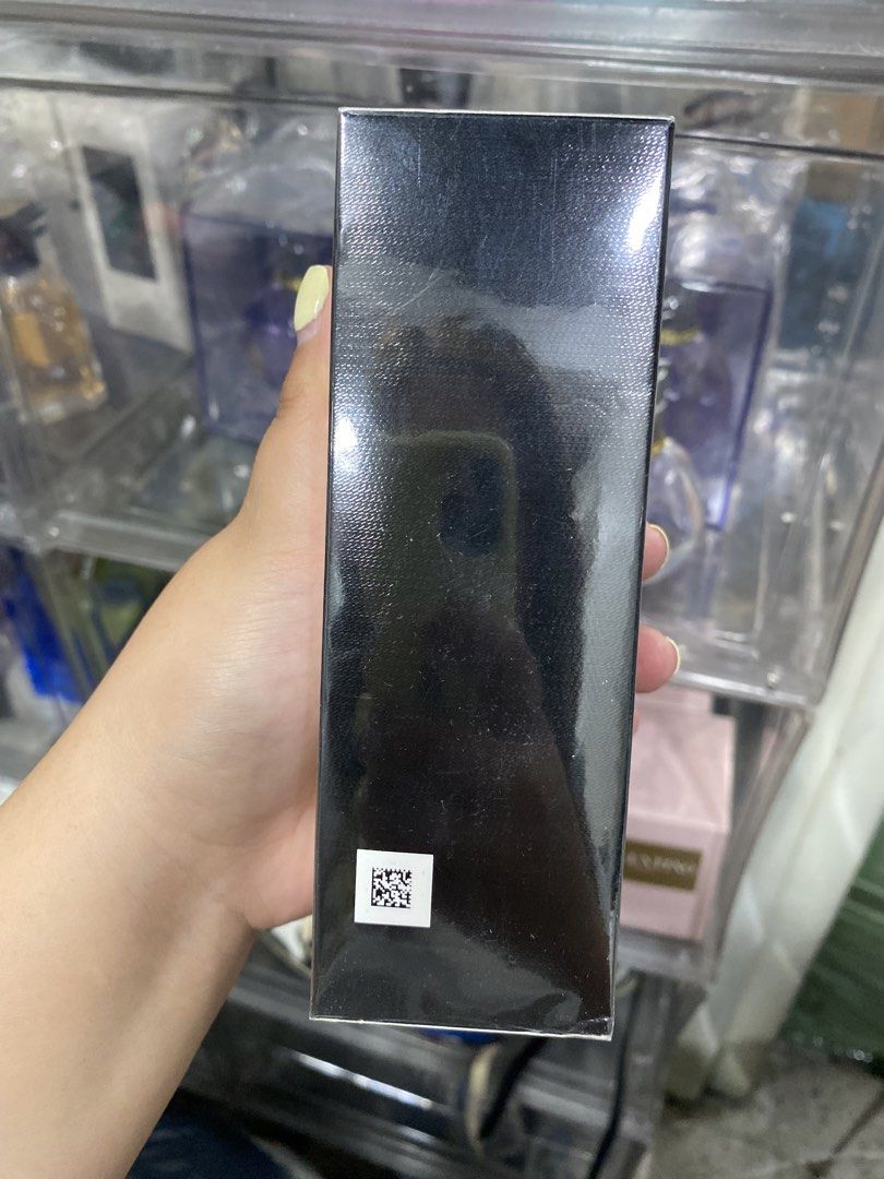 YSL LIBRE PERFUME (Category: Fragrance & Deodorants) located in Baguio. Submitted by donedeal_2600 (Listing ID 1469687205, Image 3). Description: Full Complete details check photos for more details.