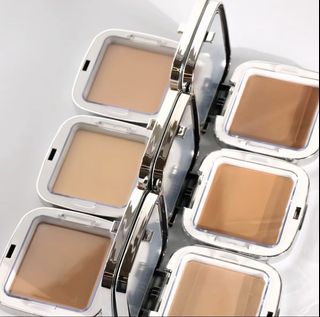 Tirtir foundation red shade 21N, Beauty & Personal Care, Face, Makeup ...