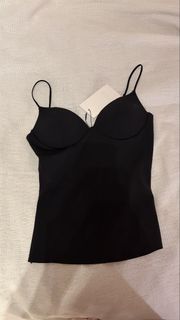 （分類：）位於 。 由 chantal_henriksson345 提交（商品編號 1469692735，圖片 1）。簡介： 。
