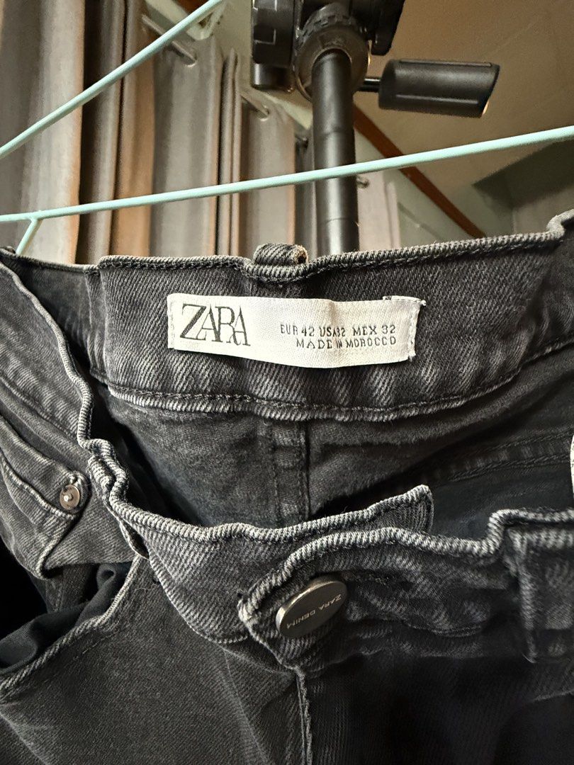 Zara Black Wash Denim Jeans (Category: Jeans) located in Manila. Submitted by gochaseme (Listing ID 1469664391, Image 2). Description: - Brand: Zara - Color: Washed grey / black denim - Size: EUR 42 / USA 32 / MEX 32 - Fit/Style: Standard five-pocket setup with belt loops - Details: Button closure, zip fly, and leather brand patch at the back waistband - Origin: Made in Morocco W30-32 L39.