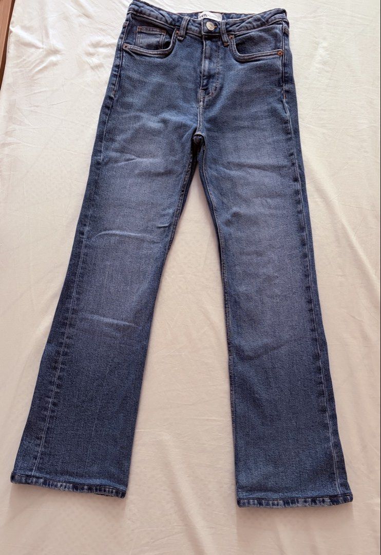 Zara Blue Denim Jeans (Category: Jeans) located in Las Pinas. Submitted by sabs28 (Listing ID 1469693311, Image 1). Description: .