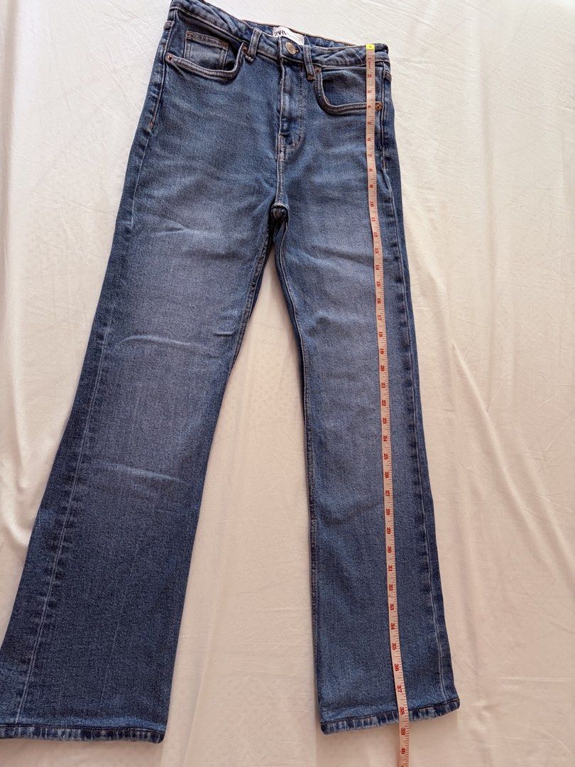 Zara Blue Denim Jeans (Category: Jeans) located in Las Pinas. Submitted by sabs28 (Listing ID 1469693311, Image 2). Description: .