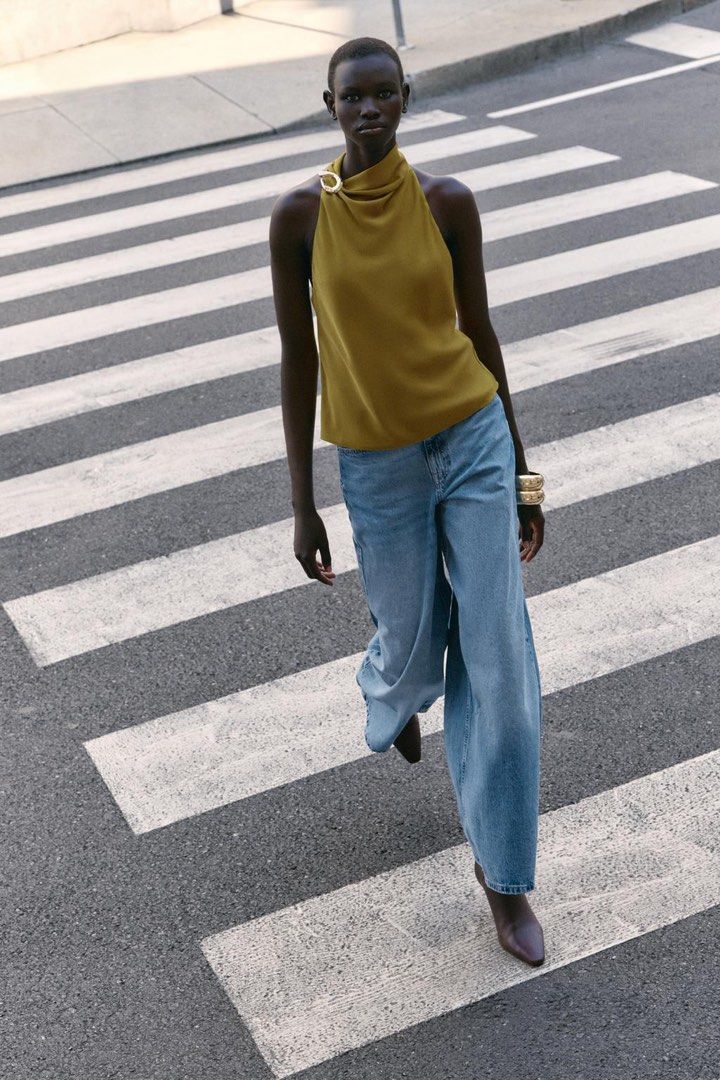 ZARA BNWT (Category: Blouses) located in Makati City. Submitted by tinycloset__ (Listing ID 1469649826, Image 3). Description: ZARA S ON TAG BNWT.