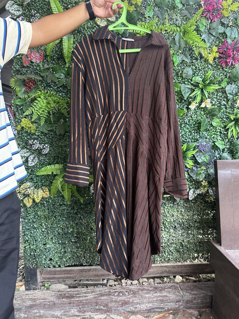 Zara Dress - TRF (Category: Dresses) located in Caloocan City. Submitted by fabs_preloved01 (Listing ID 1469652811, Image 1). Description: Zara shirt dress - Size M, very nice!.