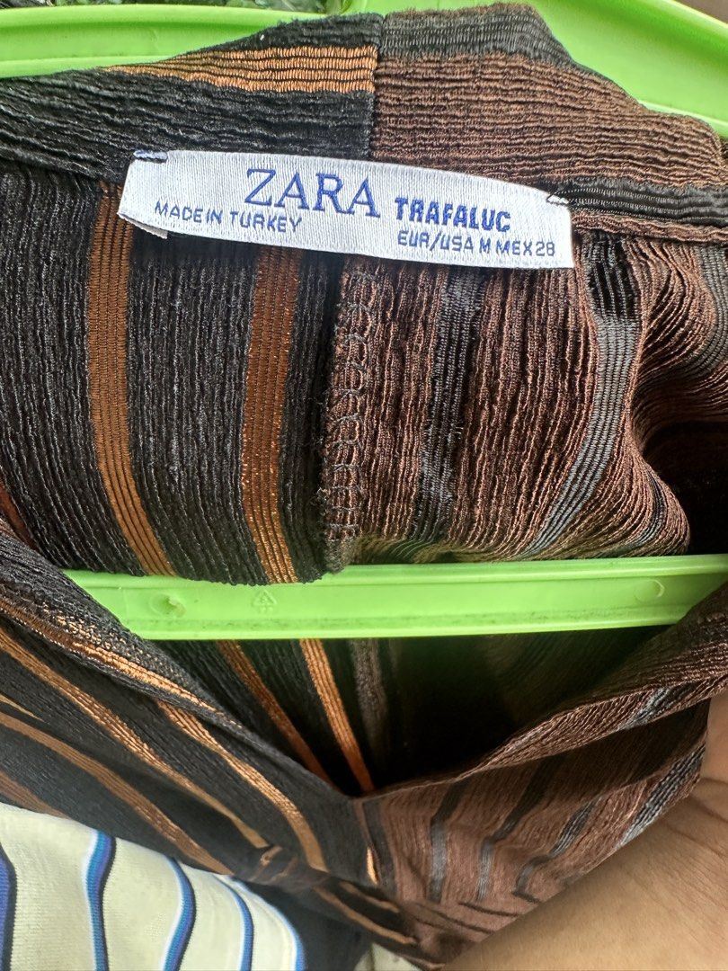 Zara Dress - TRF (Category: Dresses) located in Caloocan City. Submitted by fabs_preloved01 (Listing ID 1469652811, Image 3). Description: Zara shirt dress - Size M, very nice!.