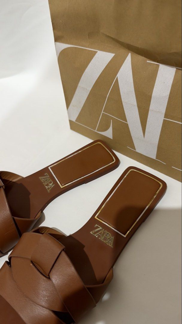 Zara flats sandals (Category: Flats & Sandals) located in San Fernando. Submitted by luxchic_pampanga (Listing ID 1469602687, Image 2). Description: purchased in zara store authentic not mpo.