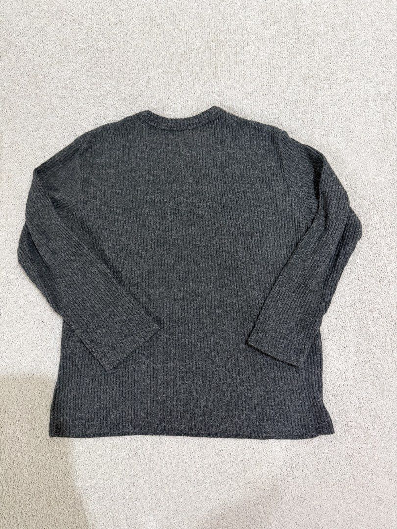 Zara Kids Knitted Top 6Y (Category: Babies & Kids Fashion) located in Subic. Submitted by kittysclosetsale (Listing ID 1469591135, Image 3). Description: No payment, no reservation. No COD. Pay today, ship tomorrow. Mode of payment: Gcash Shipping: J&T This is a preloved item. Please manage your expectations. But rest assured that they are well loved 🥰 .
