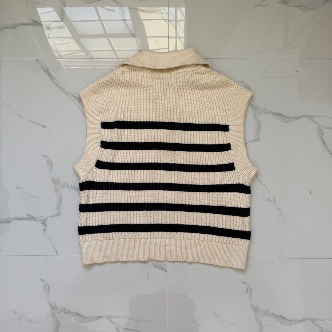 Zara Knit Half Zip Vest (Category: Coats, Jackets and Outerwear) located in Santo Tomas. Submitted by the580closet (Listing ID 1469700170, Image 2). Description: - Size: Medium 20 inches - chest 23 inches - length.