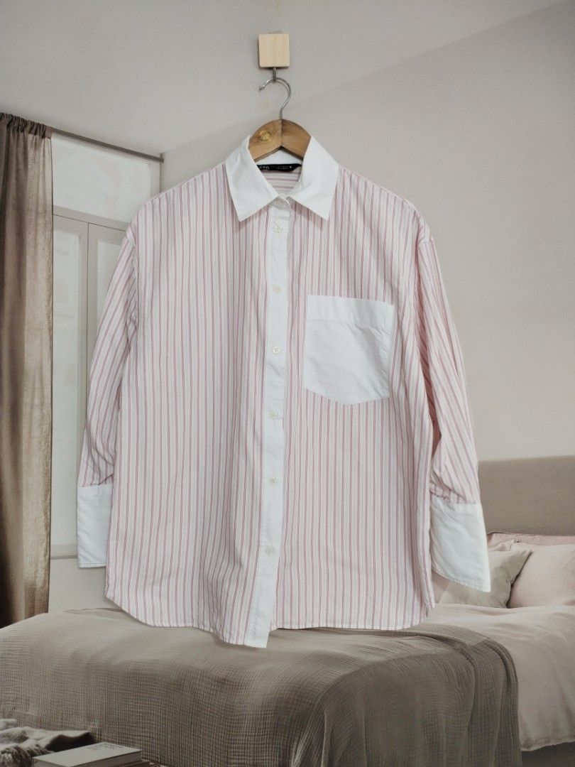Zara oversized pink striped top (Category: Longsleeves) located in Lucena. Submitted by styleddsc (Listing ID 1469753188, Image 2). Description: Small to medium.