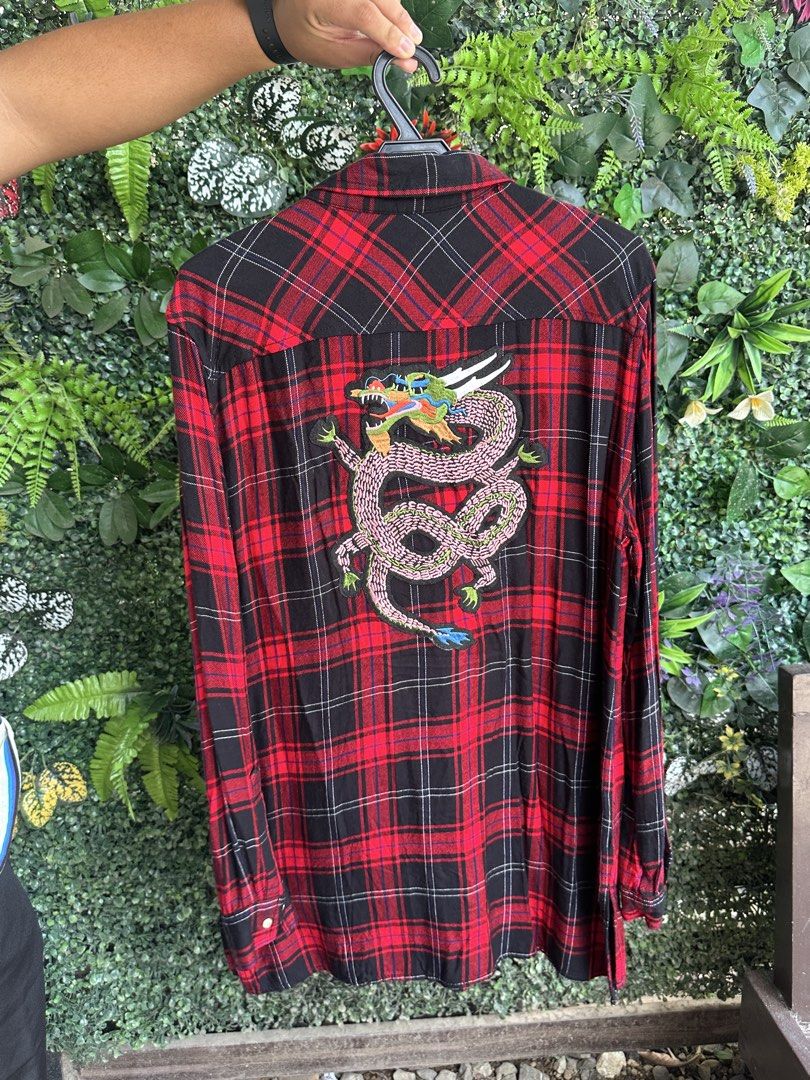 Zara rugged shirt (Category: Longsleeves) located in Caloocan City. Submitted by fabs_preloved01 (Listing ID 1469629633, Image 2). Description: Zara Plaid shirt - cotton - size M.