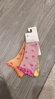(Category: ) located in . Submitted by candcfashion (Listing ID 1469574852, Image 1). Description: .