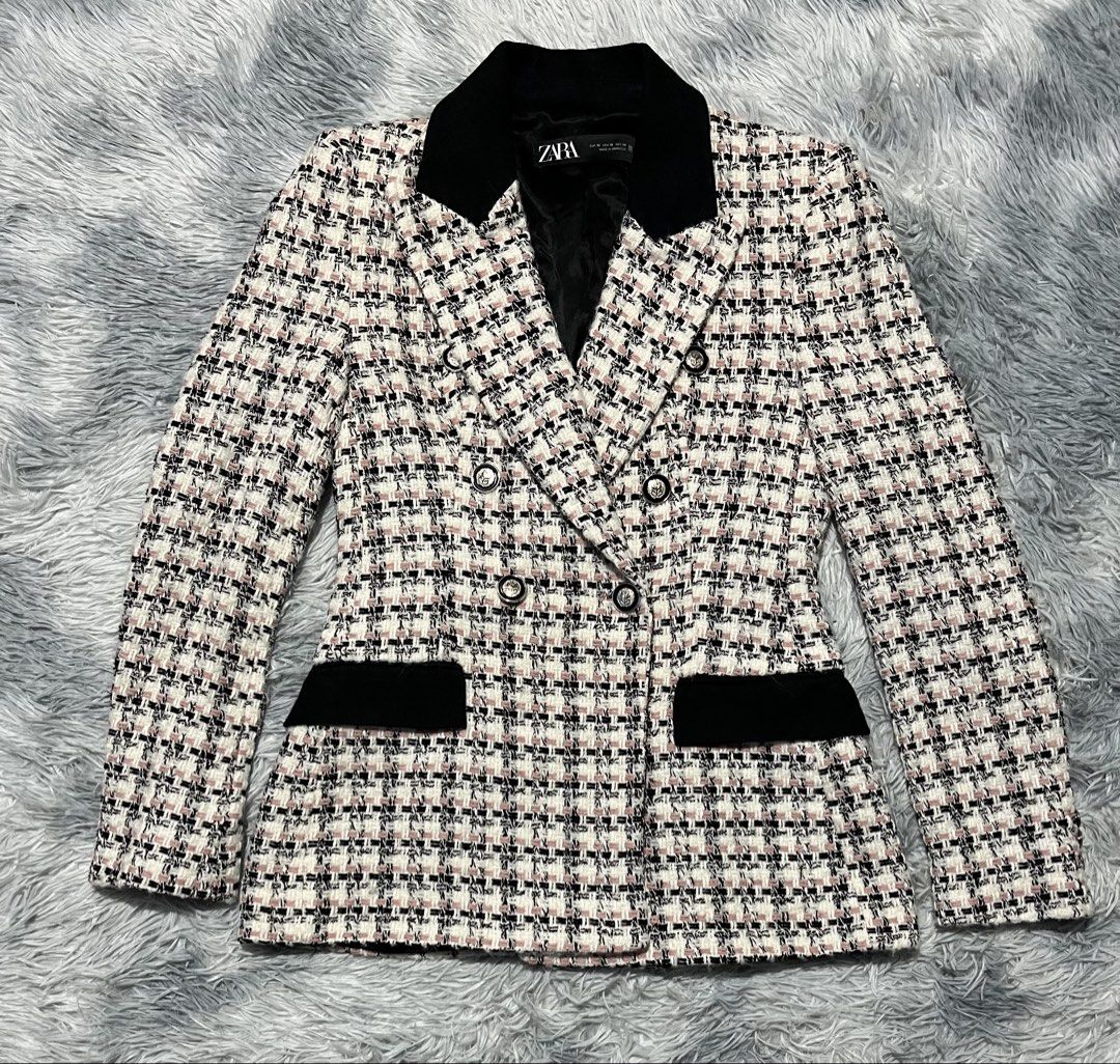 Zara Textured Double-Breasted Blazer Tweed Jacket (Category: Coats, Jackets and Outerwear) located in Sasmuan (Sexmoan). Submitted by winterclothes.ph (Listing ID 1469573233, Image 1). Description: Zara Textured Double-Breasted Blazer Tweed Jacket XS on tag Width 17 Length 25 Excellent Condition.