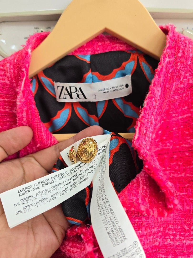 ZARA Tweed (Category: Coats, Jackets and Outerwear) located in Iba. Submitted by conditionexcellente (Listing ID 1469616055, Image 3). Description: .