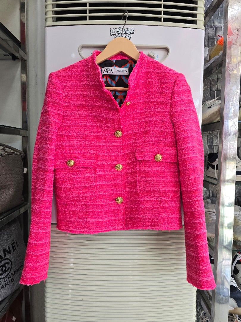 ZARA Tweed (Category: Coats, Jackets and Outerwear) located in Iba. Submitted by conditionexcellente (Listing ID 1469616055, Image 2). Description: .