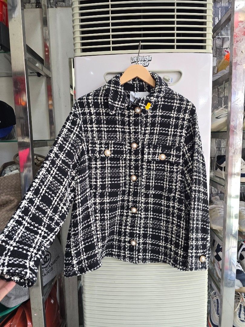Zara Tweed (Category: Coats, Jackets and Outerwear) located in Iba. Submitted by conditionexcellente (Listing ID 1469616159, Image 2). Description: .